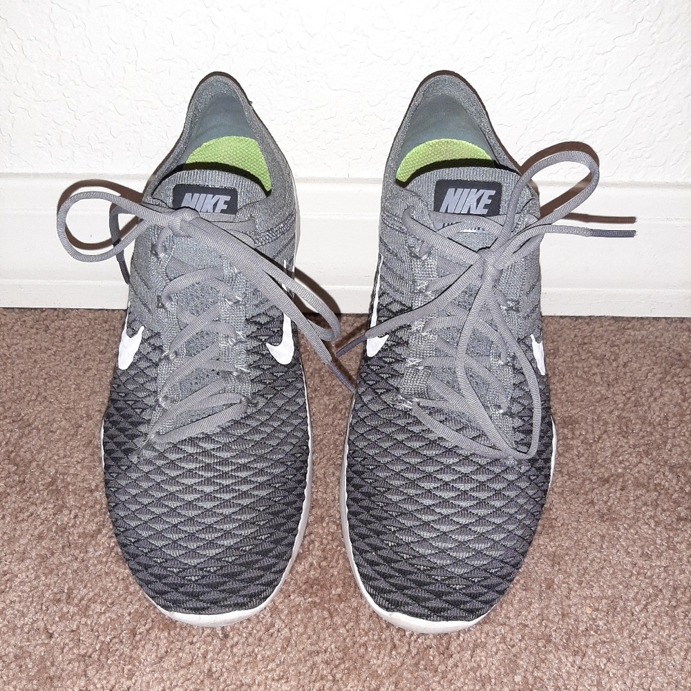 Nike Free Runs